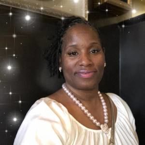 Meet your Posher, Gina